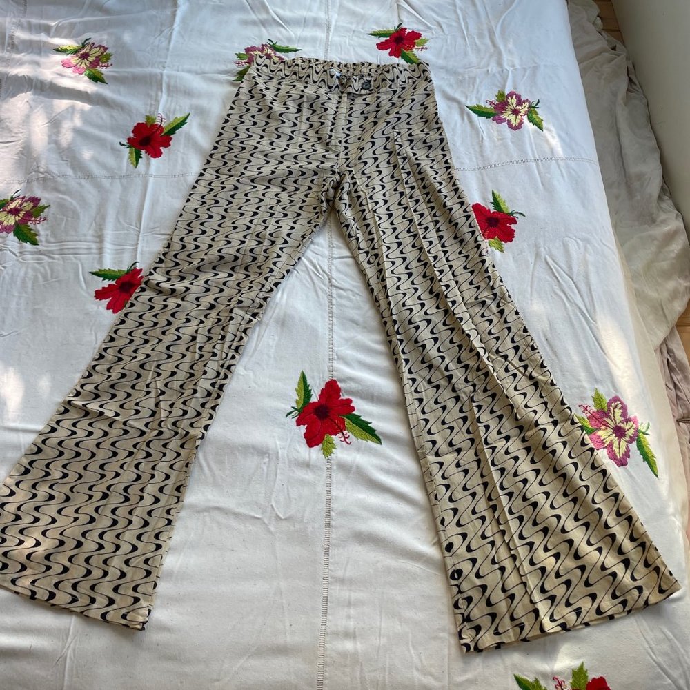 Gimaguas Wavy Print Cotton Flare Pant